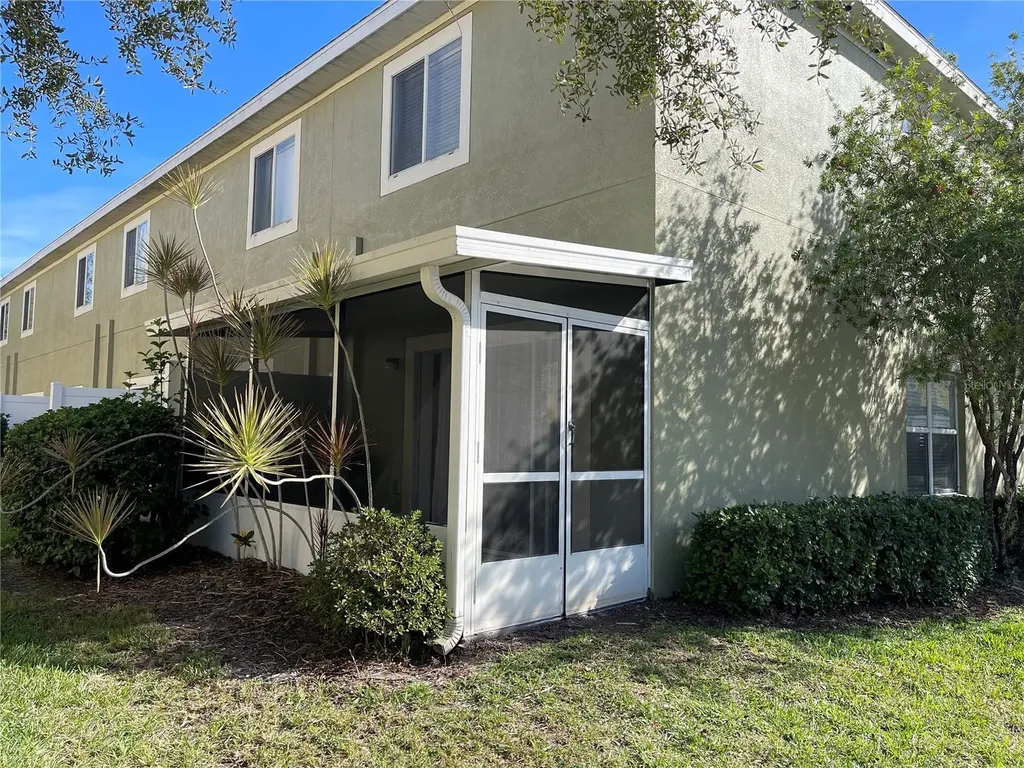 8502 Gablebend Way Tampa FL 33647