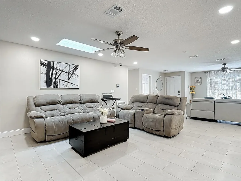 2661 Ames Haven Road Kissimmee FL 34744
