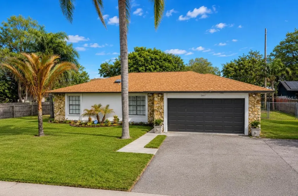 2661 Ames Haven Road Kissimmee FL 34744