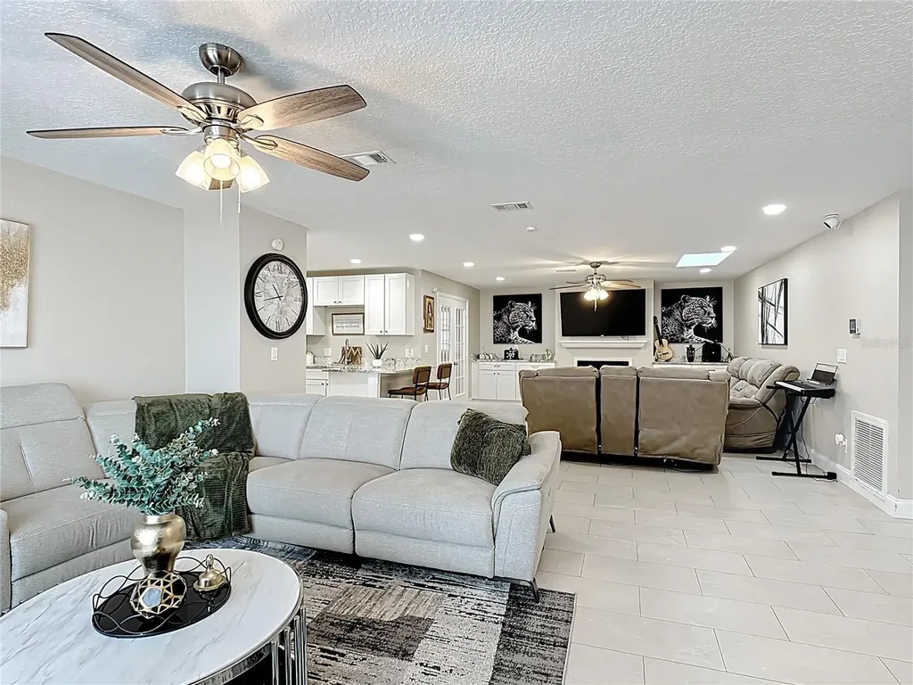 2661 Ames Haven Road Kissimmee FL 34744