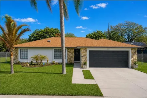 2661 Ames Haven Road Kissimmee FL 34744