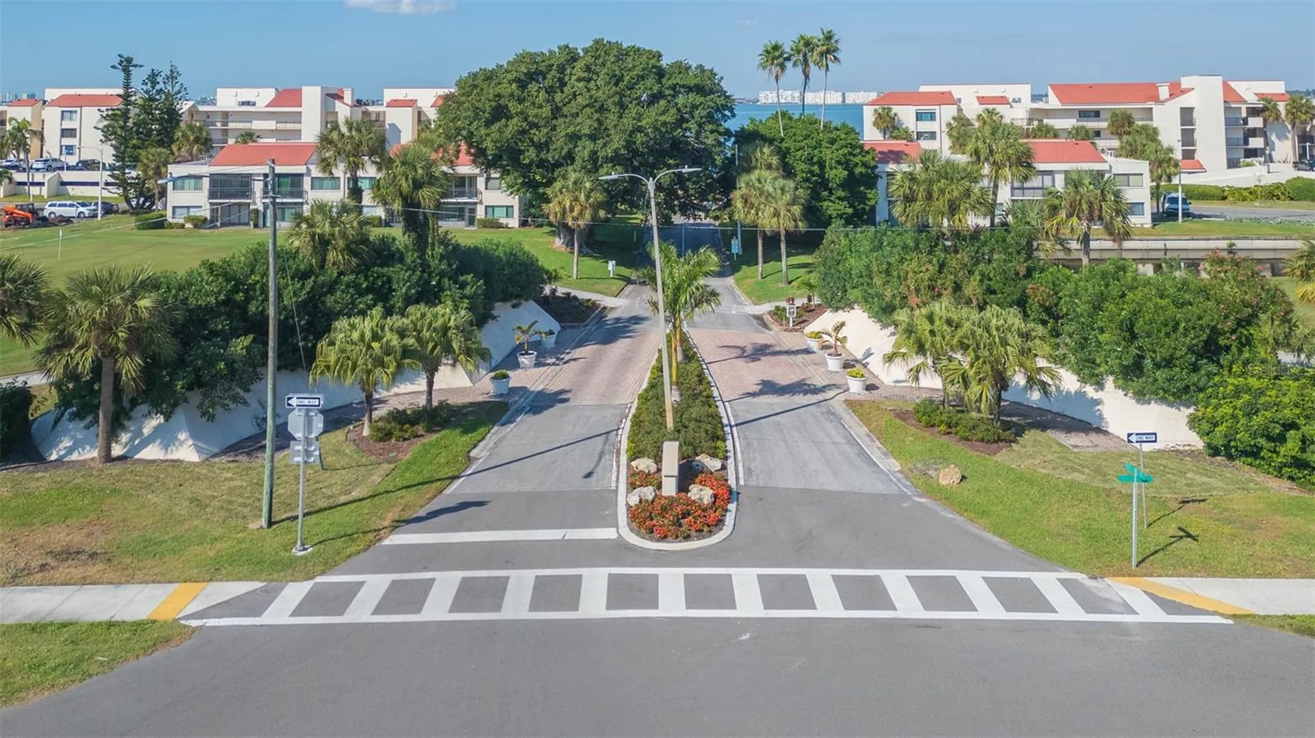 5633 Puerta Del Sol Boulevard S St Petersburg FL 33715