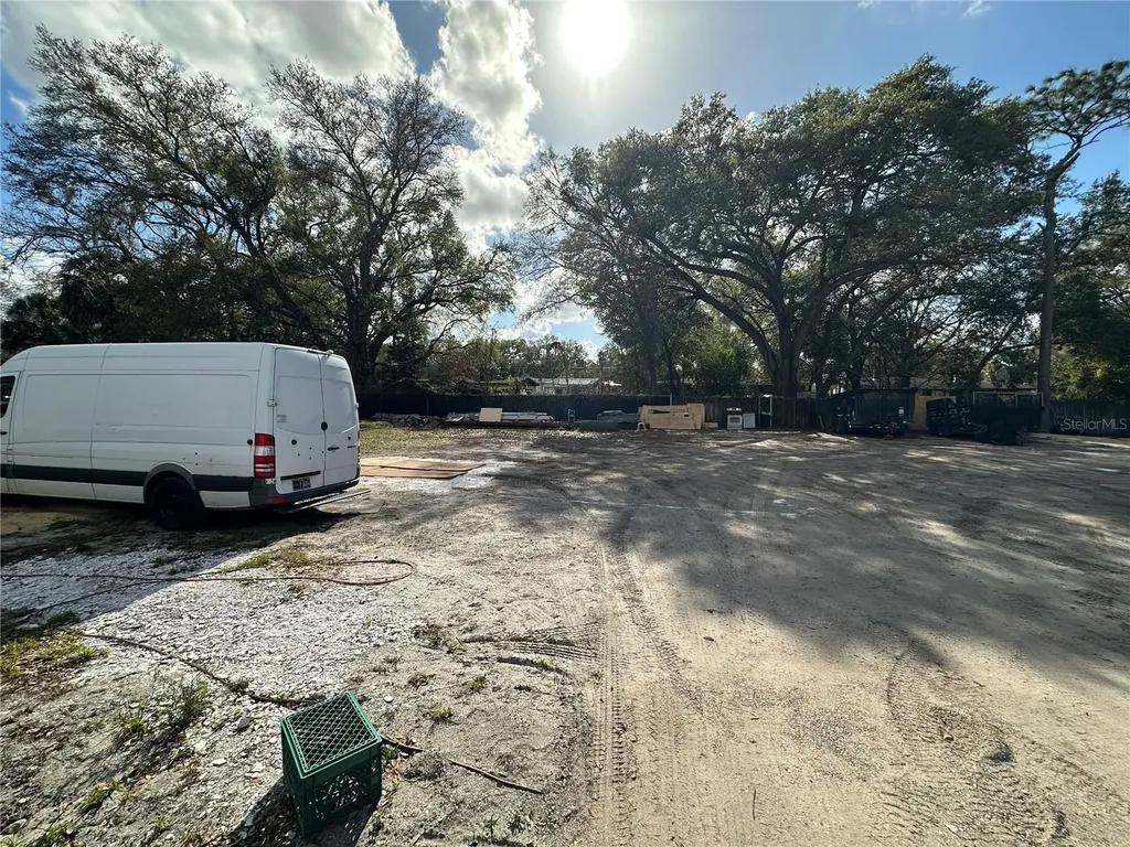 1020 N Pine Hills Road Orlando FL 32808