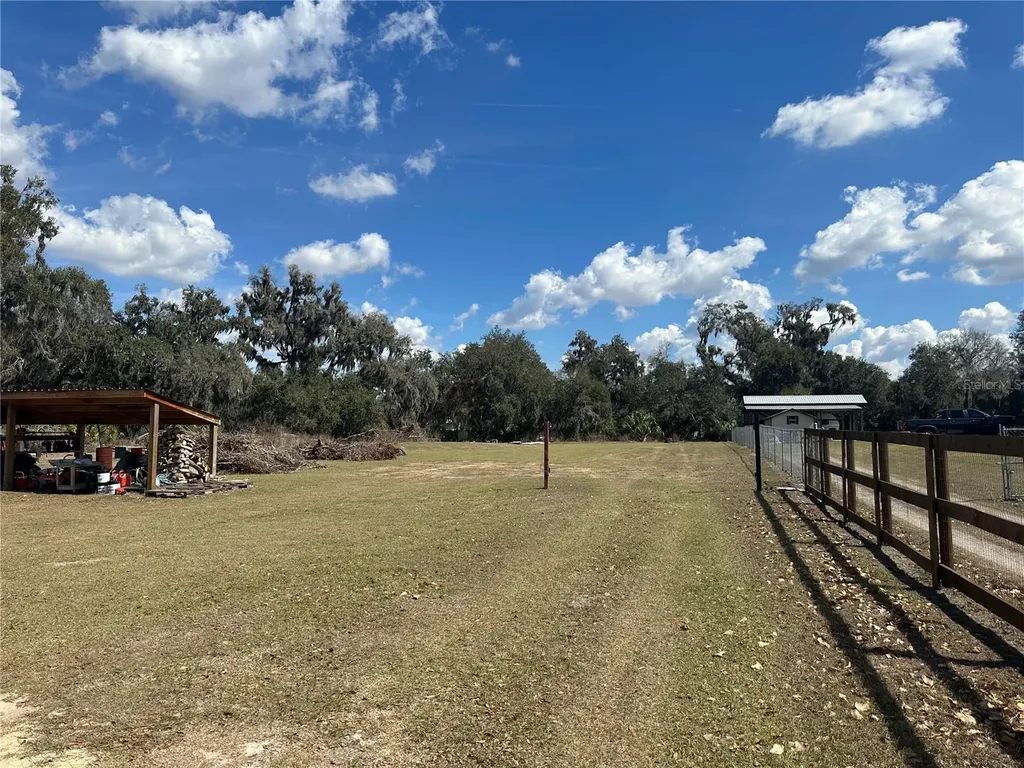 9988 Bryant Road Lithia FL 33547