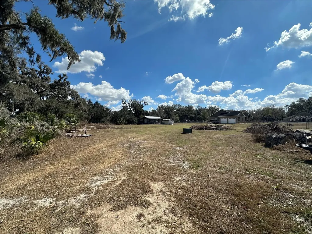 9988 Bryant Road Lithia FL 33547