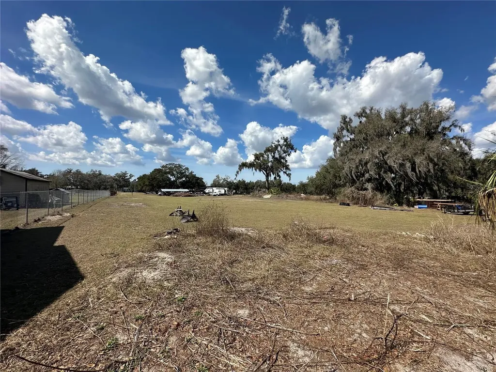 9988 Bryant Road Lithia FL 33547