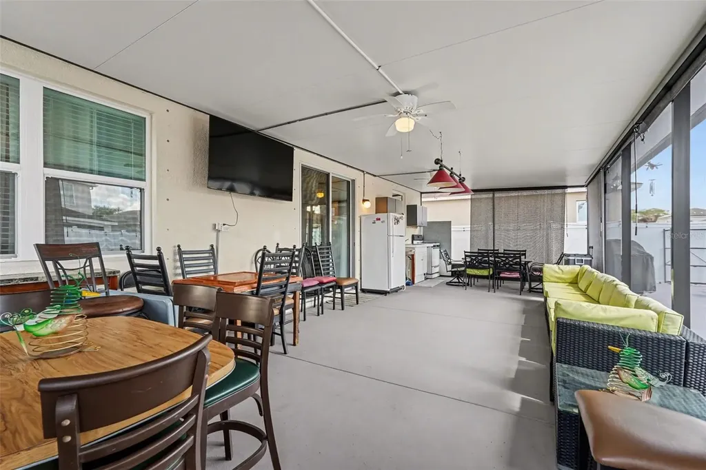 10617 Aldo Moro Drive Wimauma FL 33598