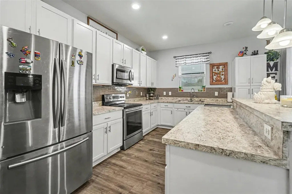 10617 Aldo Moro Drive Wimauma FL 33598