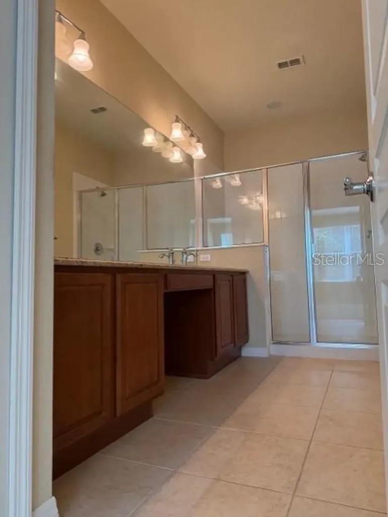 8350 Bella Tierra Court Davenport FL 33896