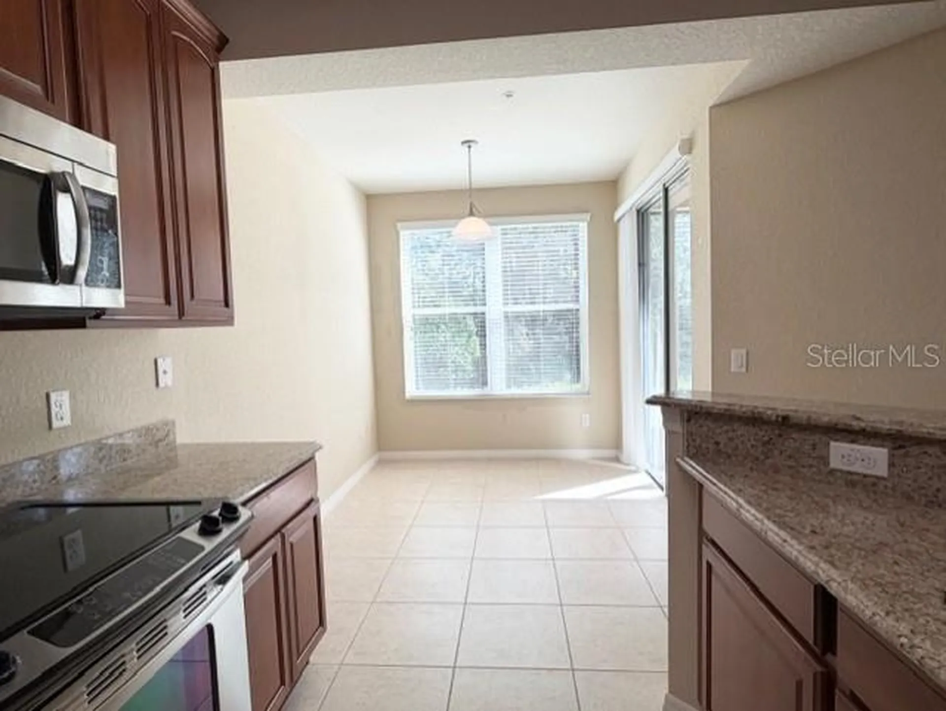 8350 Bella Tierra Court Davenport FL 33896