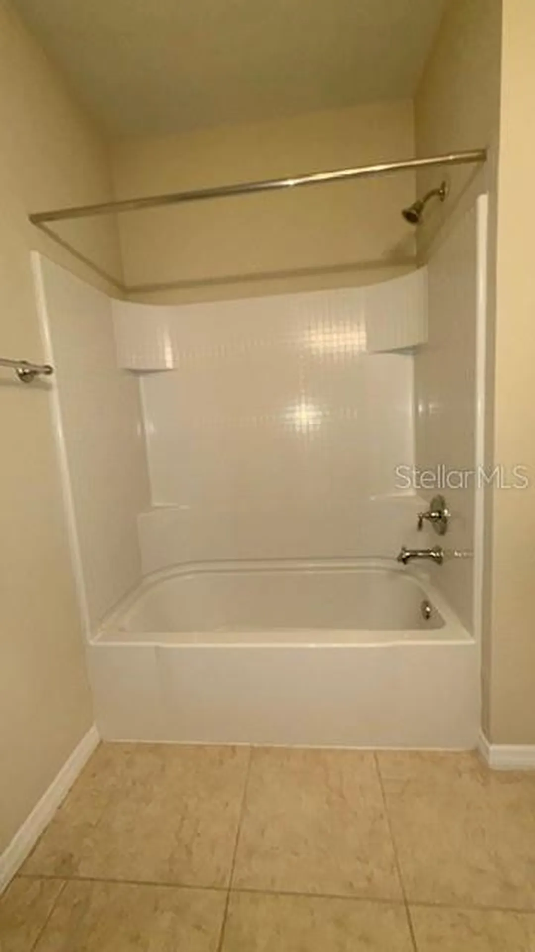8350 Bella Tierra Court Davenport FL 33896