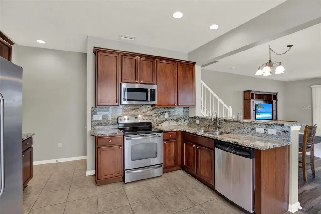 10228 Red Currant Court Riverview FL 33578