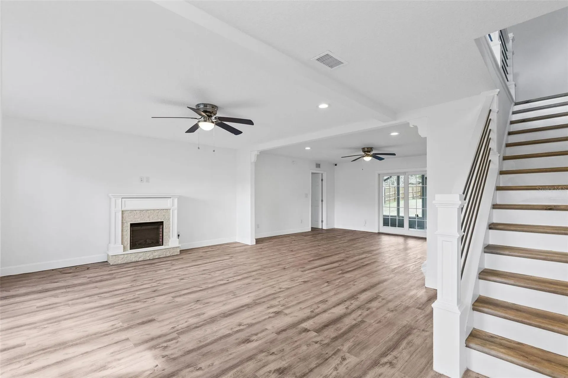 1927 Palm View Drive Apopka FL 32712