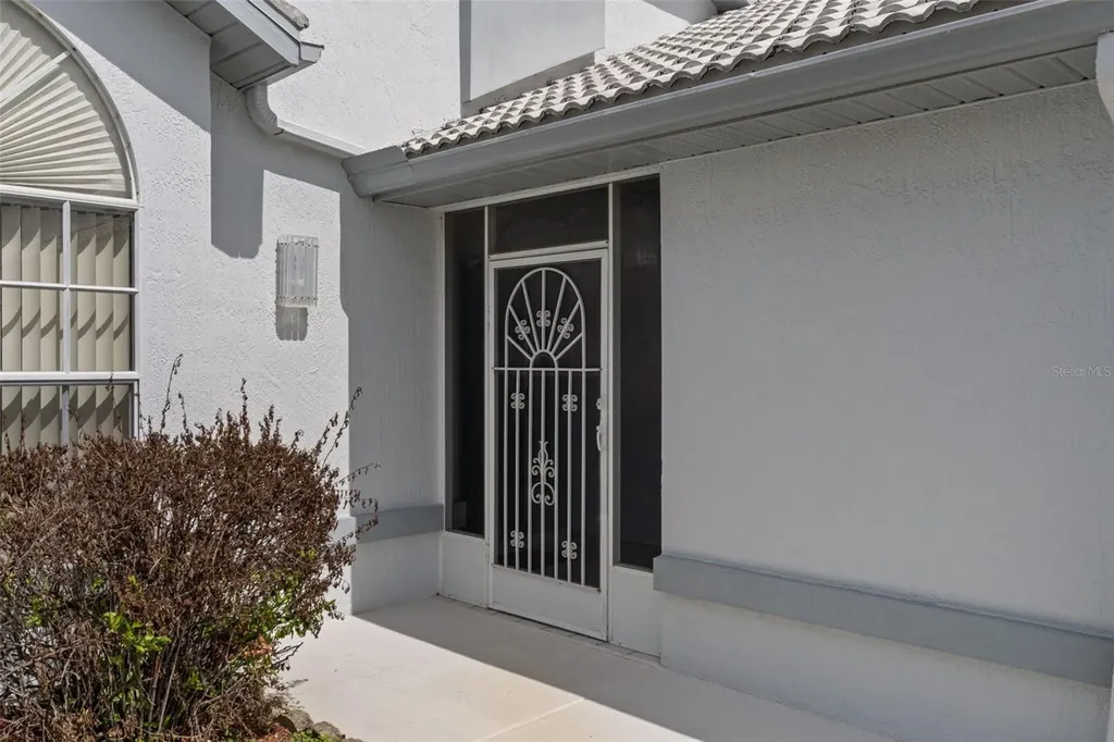 9151 Rhett Lane Weeki Wachee FL 34613