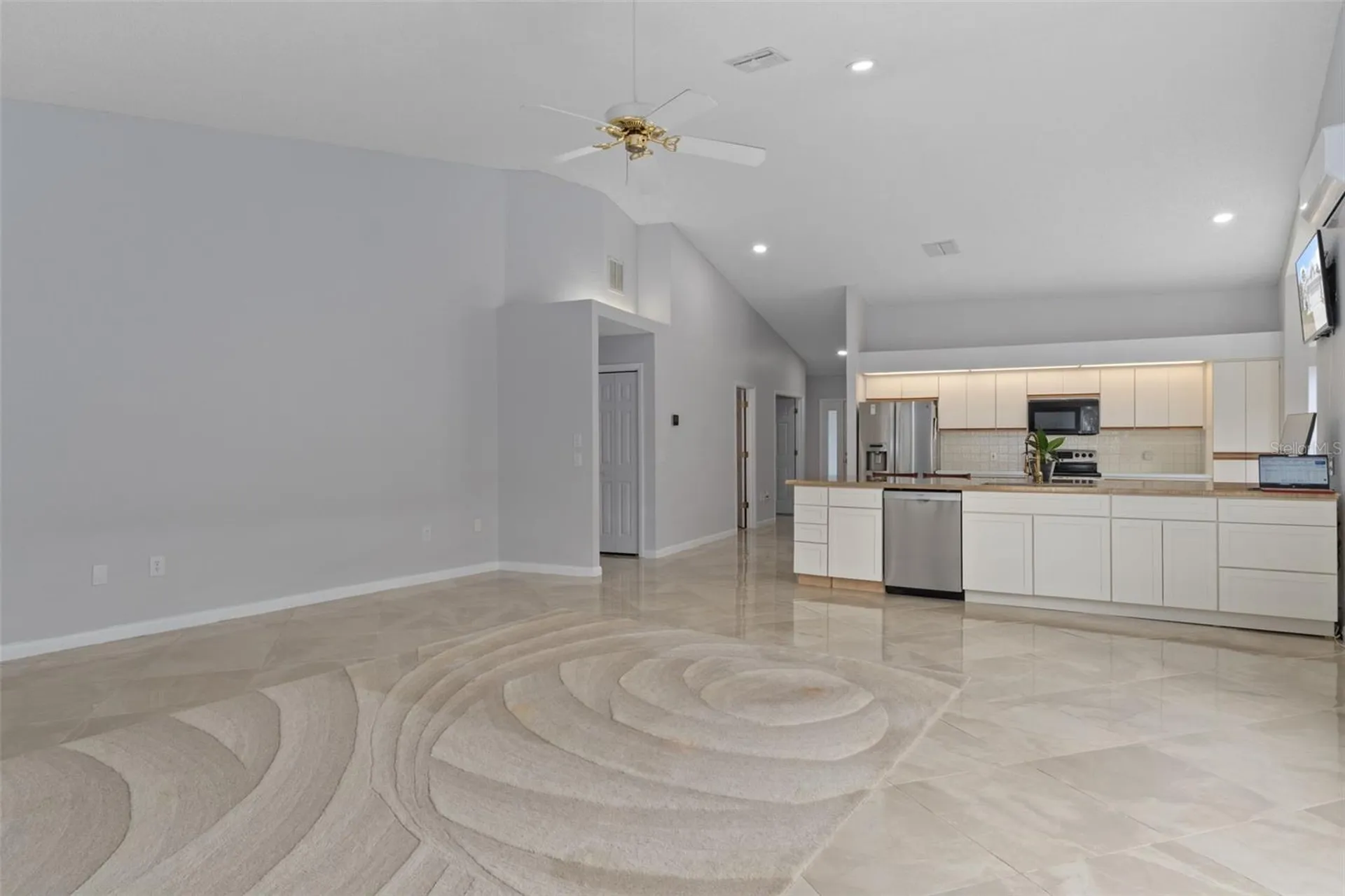 9151 Rhett Lane Weeki Wachee FL 34613