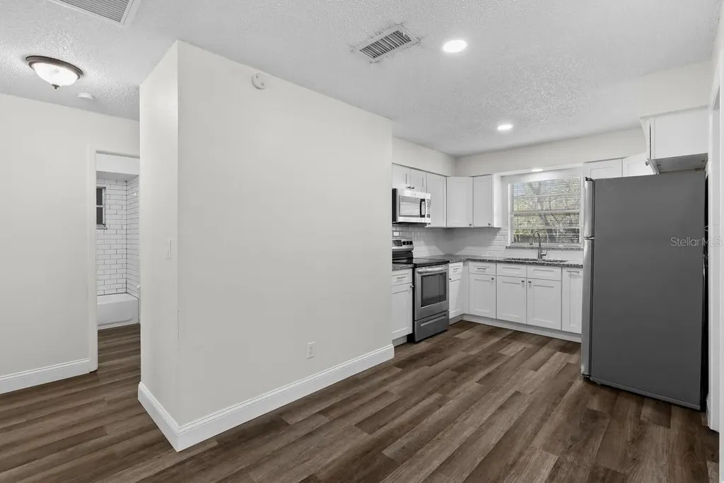 4926 Haines Road N St Petersburg FL 33714
