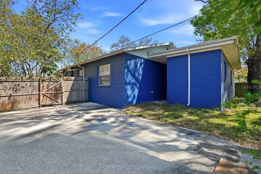 4926 Haines Road N St Petersburg FL 33714