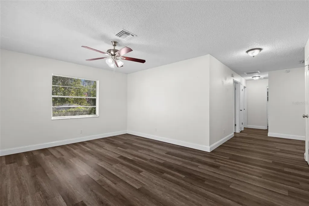 4926 Haines Road N St Petersburg FL 33714