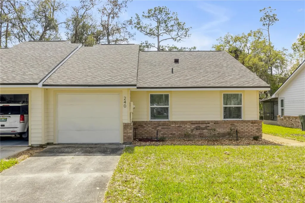 240 Bob White Court Daytona Beach FL 32119
