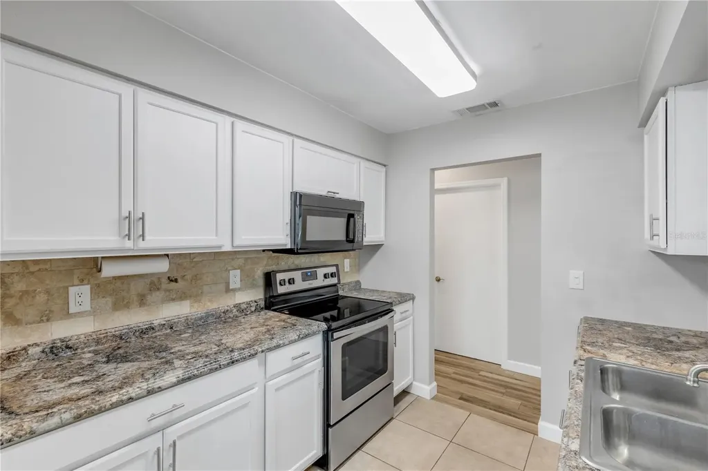 240 Bob White Court Daytona Beach FL 32119