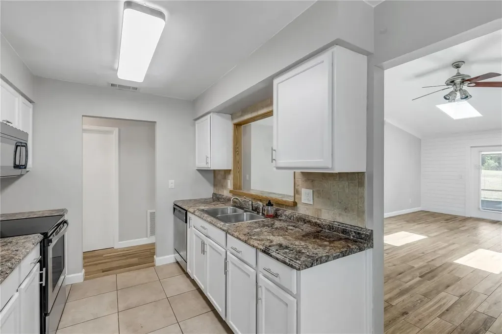 240 Bob White Court Daytona Beach FL 32119