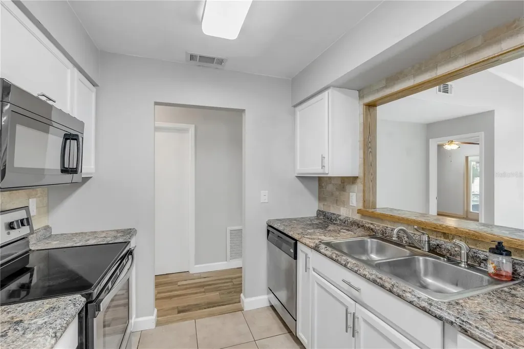 240 Bob White Court Daytona Beach FL 32119