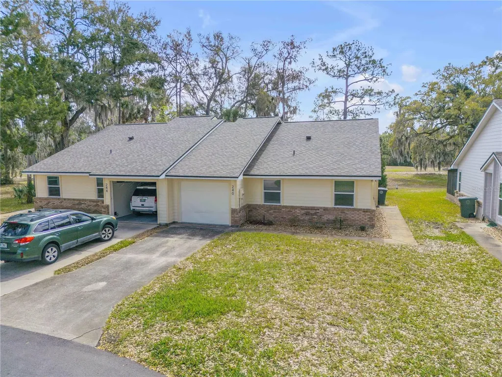 240 Bob White Court Daytona Beach FL 32119