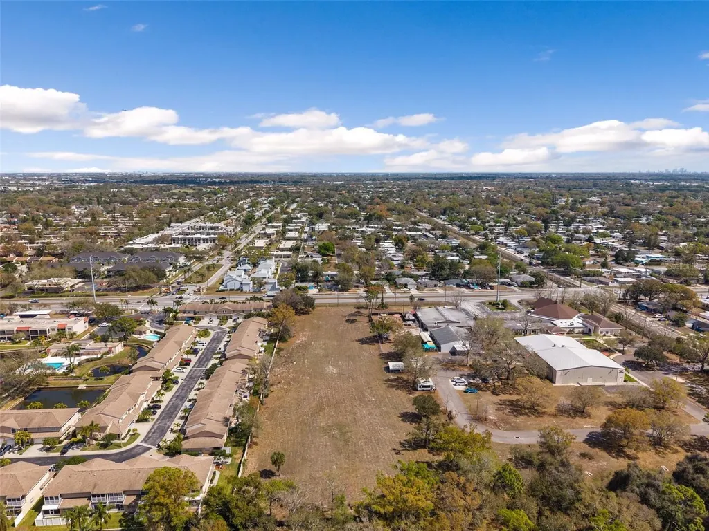 9530 Starkey Road Seminole FL 33777