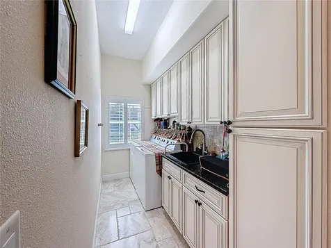 9184 S Deer Park Drive Homosassa FL 34446