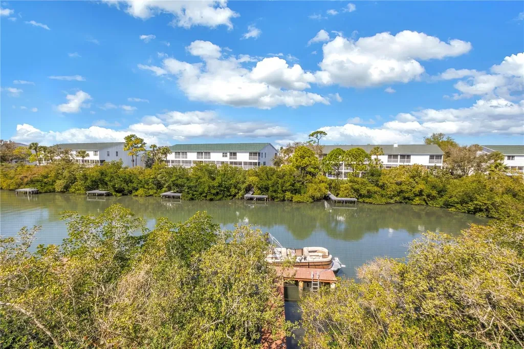 9948 Indian Key Trail Seminole FL 33776