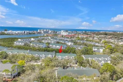 9948 Indian Key Trail Seminole FL 33776
