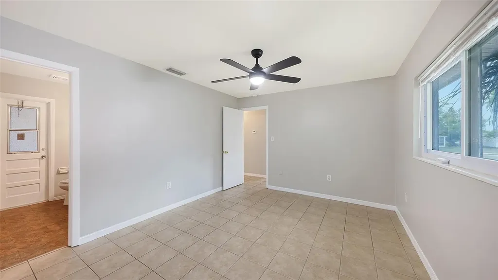 3415 Woodmont Drive Sarasota FL 34232