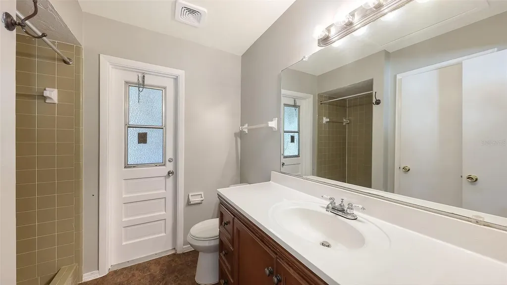 3415 Woodmont Drive Sarasota FL 34232