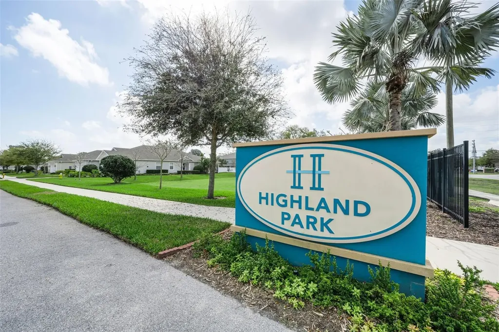 1528 Highland Park Drive Largo FL 33756