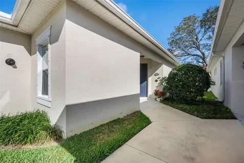 1528 Highland Park Drive Largo FL 33756