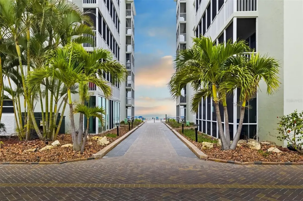 6312 Midnight Pass Road Sarasota FL 34242