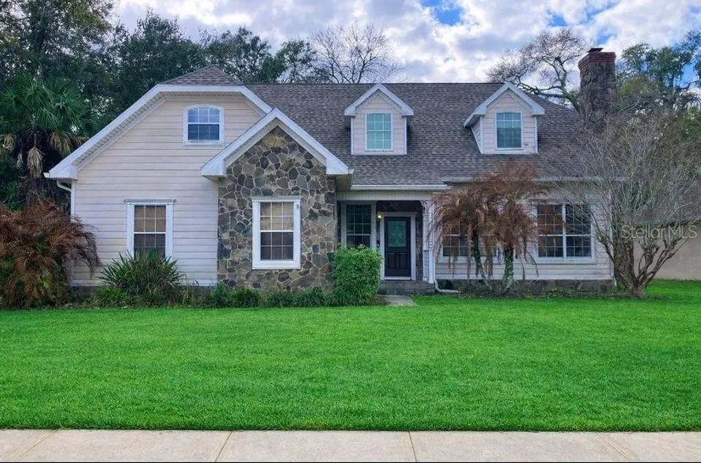 7 Whitehall Court Flagler Beach FL 32136