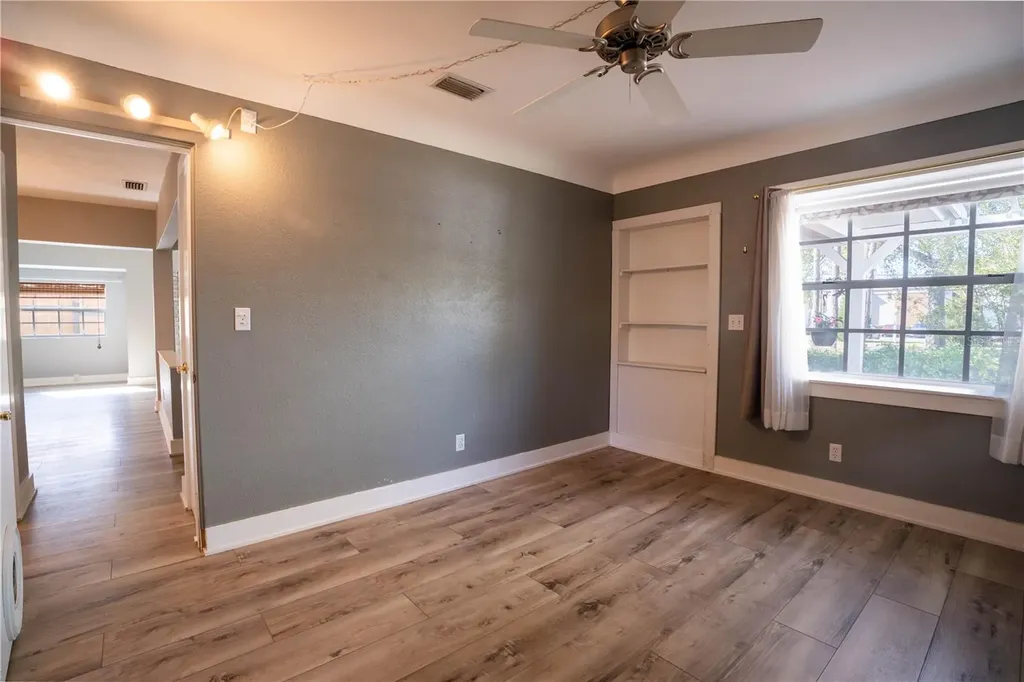 2567 Central Avenue Clearwater FL 33764