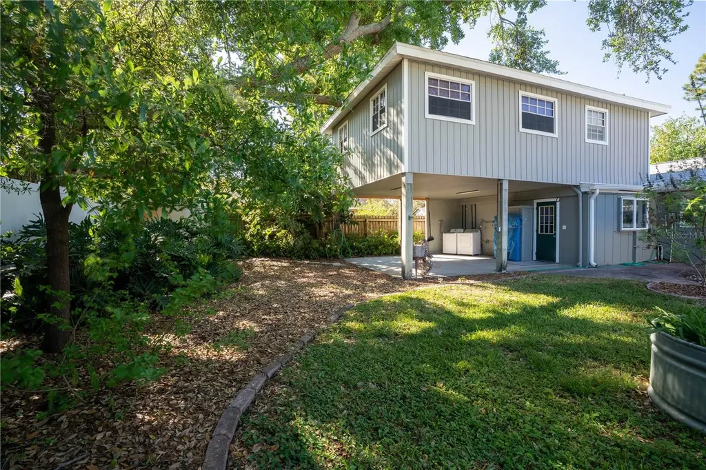 2567 Central Avenue Clearwater FL 33764