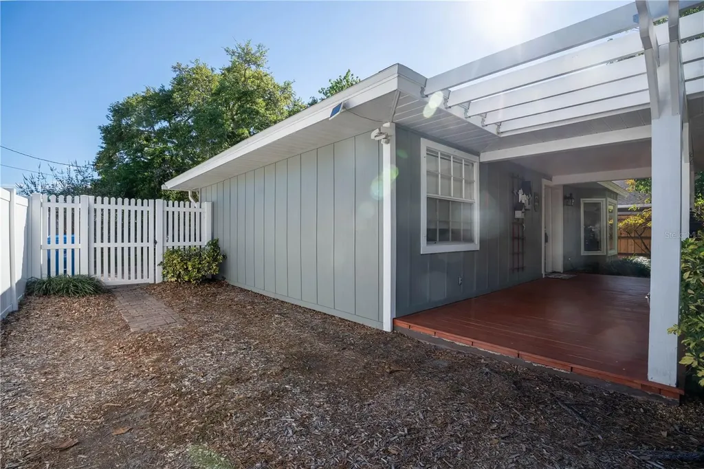 2567 Central Avenue Clearwater FL 33764