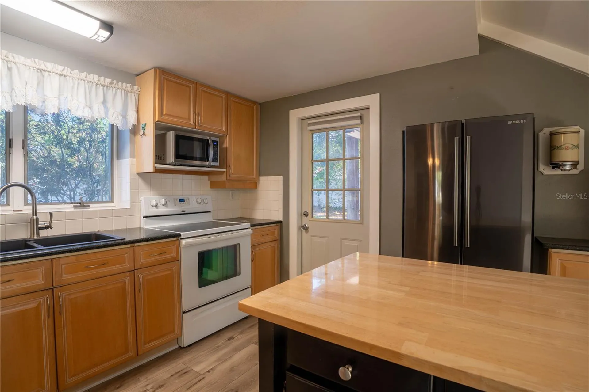 2567 Central Avenue Clearwater FL 33764