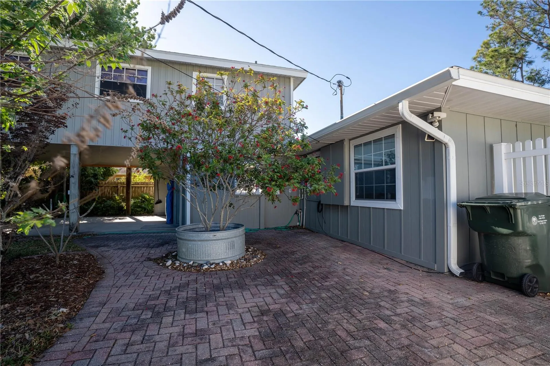 2567 Central Avenue Clearwater FL 33764