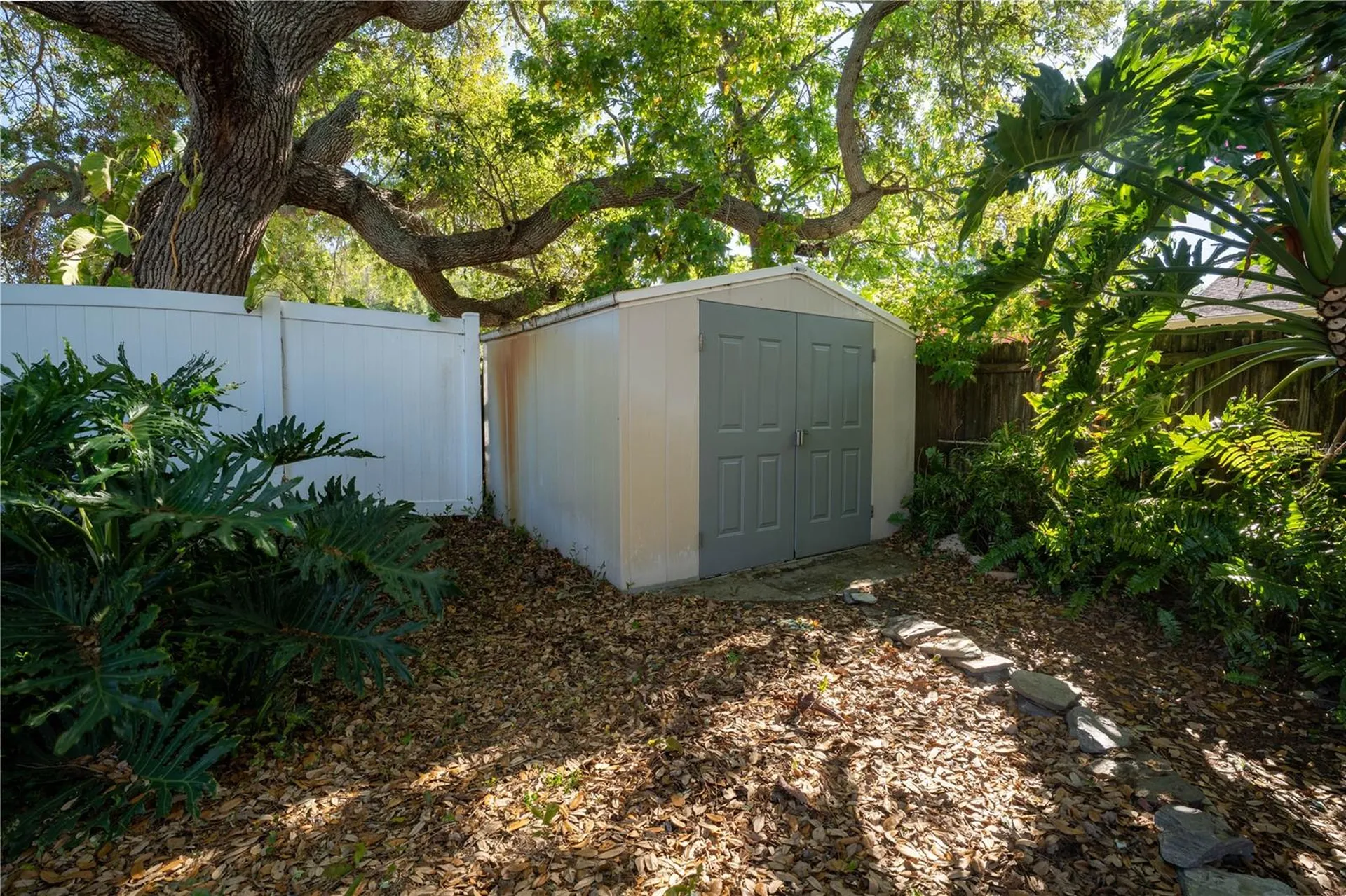 2567 Central Avenue Clearwater FL 33764