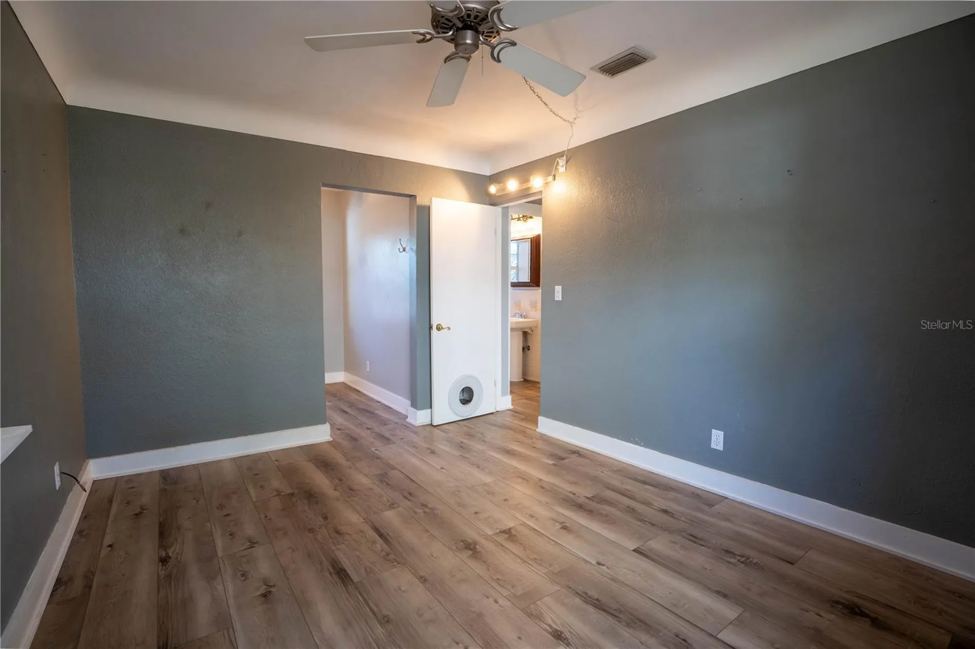 2567 Central Avenue Clearwater FL 33764