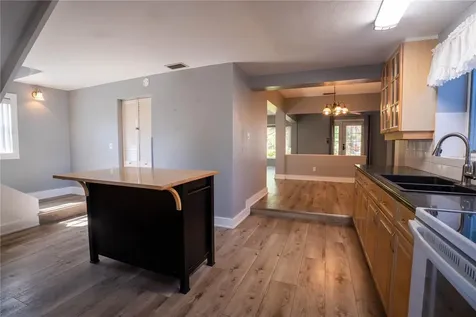 2567 Central Avenue Clearwater FL 33764