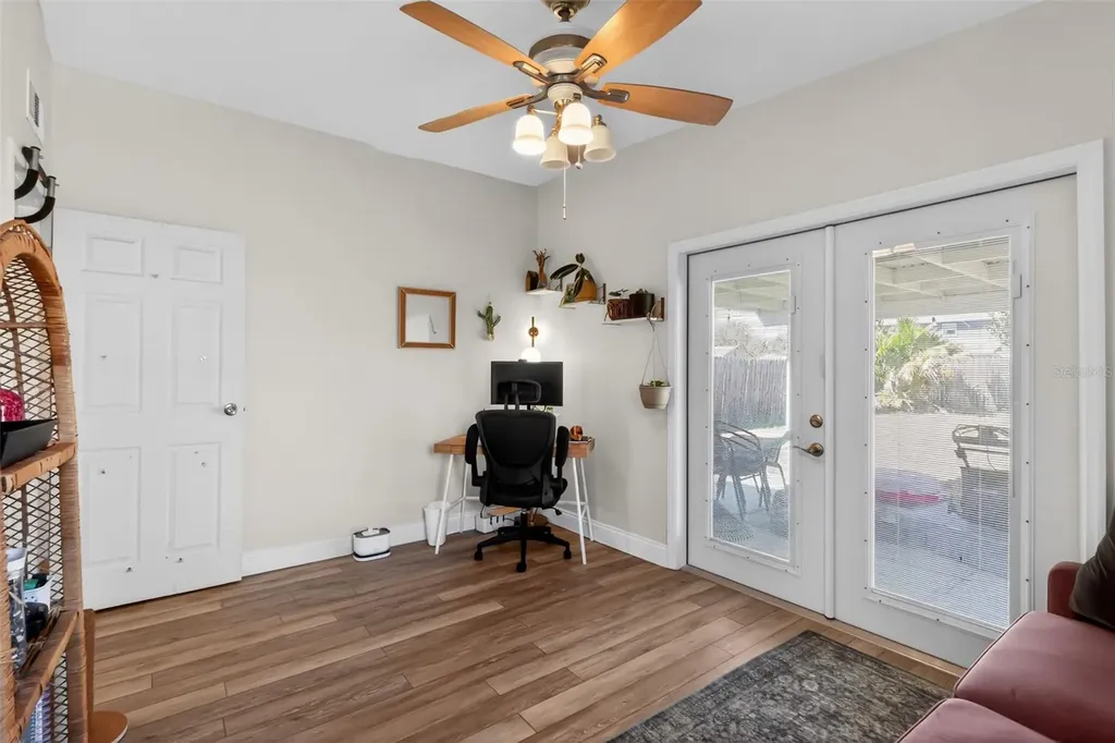 1011 Timor Avenue Orlando FL 32804