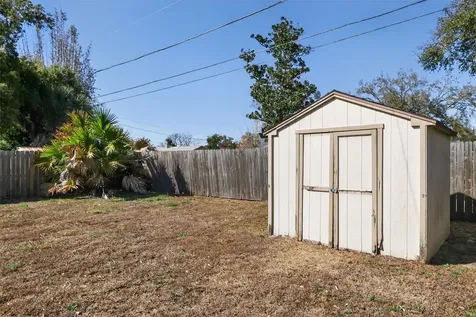 1011 Timor Avenue Orlando FL 32804
