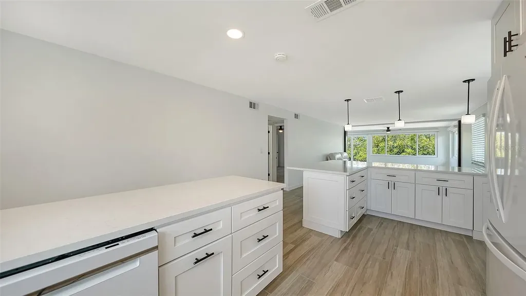 909 Spanish Drive N Longboat Key FL 34228