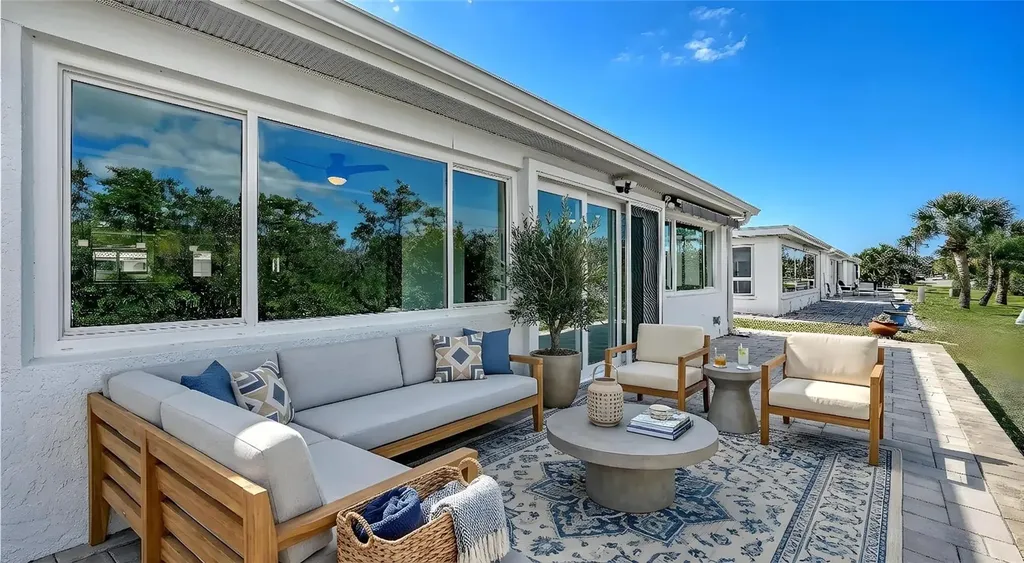 909 Spanish Drive N Longboat Key FL 34228