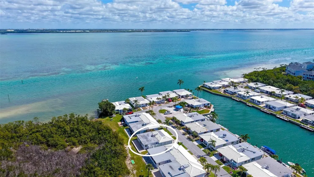 909 Spanish Drive N Longboat Key FL 34228